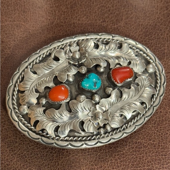 Silver Oval Belt Buckle with Coral and Turquoise Stones - Picture 2 of 6